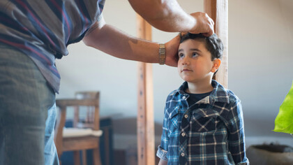 Marcando momentos: acompanhe o crescimento do seu filho enquanto ele navega pela jornada da vida. Descubra a beleza em cada fase e cultive memórias eternas!