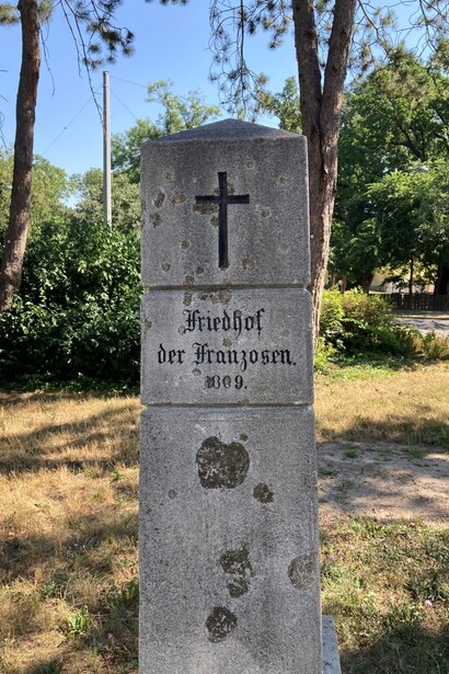 Fossa comune dei francesi alla Lobau, foto di Flavius Roversi