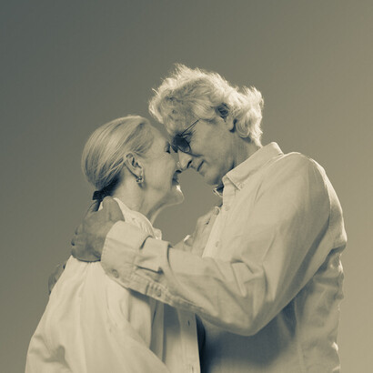 En la unión de dos historias que aprenden a ser una, el amor encuentra su forma más plena y duradera