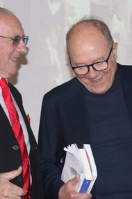 Bruno Scapini, ex ambasciatore, scrittore, diplomatico, in una foto con l'attore e regista Carlo Verdone