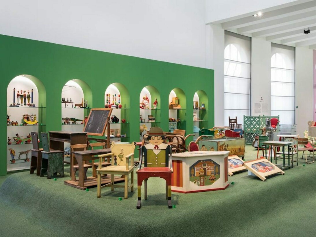 Giro Giro Tondo. Courtesy of Triennale di Milano