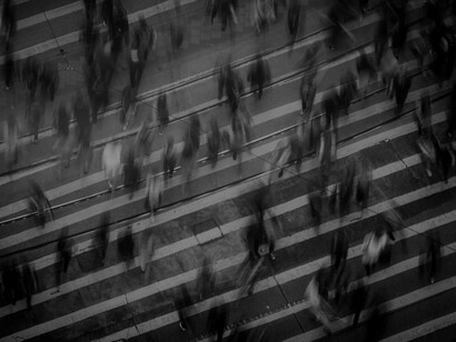 Se per alcuni cucinare non risulta essere un’attività particolarmente stimolante, lo diventa ancora meno nel momento in cui lo si percepisce come una perdita di tempo a danno degli infiniti impegni di lavoro
