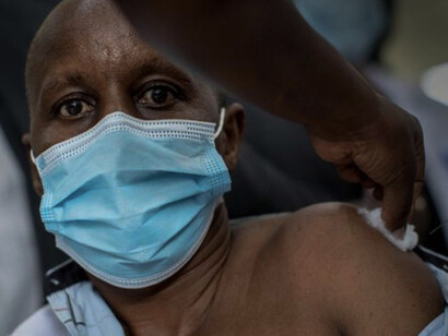 Les ministres de la Santé du g20 visent une distribution mondiale de vaccins