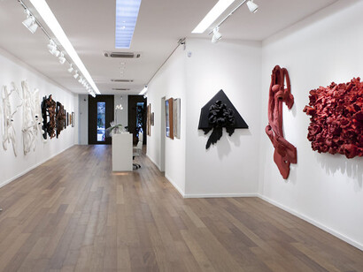 Frans Krajcberg, Exhibition view. Courtesy of Galeria Frente