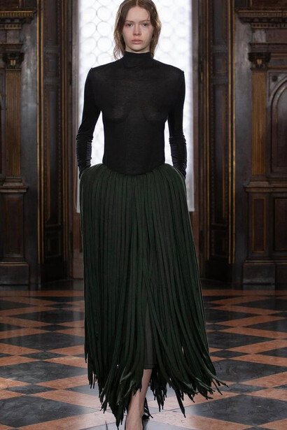 Collection 03 – “EL” is presented by Galib Gassanoff, institution official