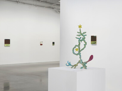 Various artists, A door left ajar, exhibition view. Courtesy of kurimanzutto gallery