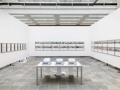 Hans Haacke, Retrospective, exhibition view. Courtesy of Lower Belvedere