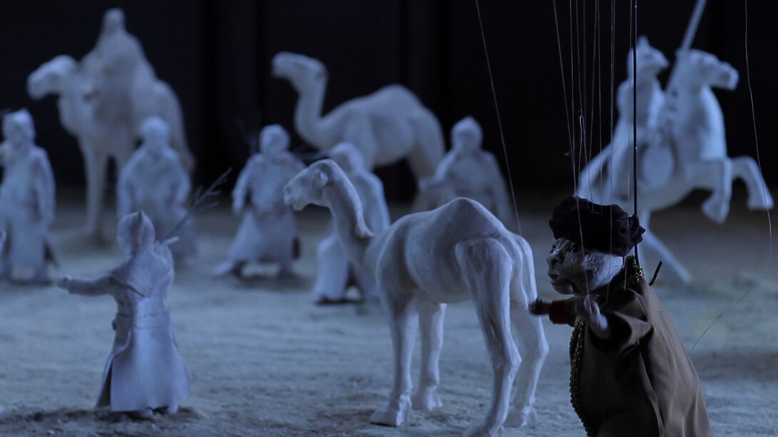 Wael Shawky, Cabaret Crusades: The Path to Cairo, 2012, HD video, color, sound, 60:00:53 min. Video still. Courtesy the artist and Sfeir-Semler Gallery, Beirut / Hamburg