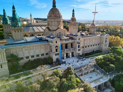 Vista de las famosas escaleras del MNAC, repletas de turistas que DuoMar buscaba