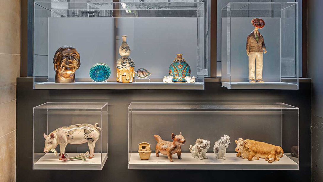 Collecting memories. 40 years of ceramics and community, exhibition view. Courtesy of Gardiner Museum