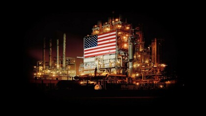 In the election cycle of 2015-2016, the electoral contributions by the oil and gas industry reached $104 million 