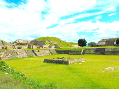 El Patio Hundido del Monte Albán