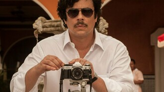 Benicio del Toro encarnando al narcotraficante colombiano Pablo Escobar