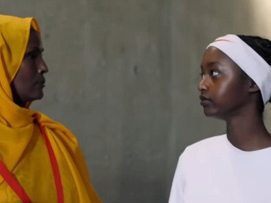 llham Mohamed Osman interpreta Samia Yusuf Omar, nel film di Yasemin Samdereli "Non dirmi che hai paura"