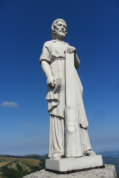 Statua di San Giuseppe lavoratore, Monte Chiappo (Appennini liguri)
