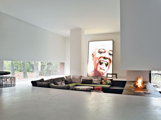 Living della casa progettata da Patricia Urquiola per Patrizia Moroso, foto Max Zambelli 