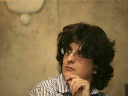 Luciano Vanni durante un convegno