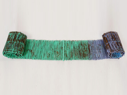 Daniel Dezeuze, Sine die, 2013-2014, painting on wood, 26 cm x longueur variable, 2013-2014, Courtesy Galerie Daniel Templon