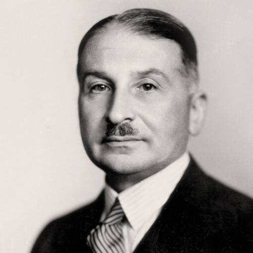 Ludwig von Mises, economista austriaco que tuvo una influencia significativa en la escuela austriaca de economía y el moderno movimiento libertario