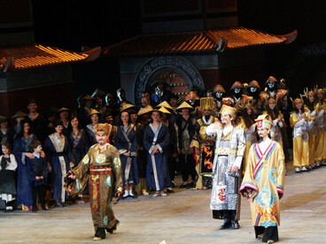 «Turandot» en el Teatro de Ópera y Ballet de Minsk, 2013, Bielorrusia