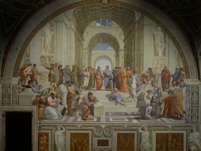 A painting illustrating the School of Athens, it is a fresco by the Italian Renaissance artist Raphael. It was painted between 1509 and 1511 