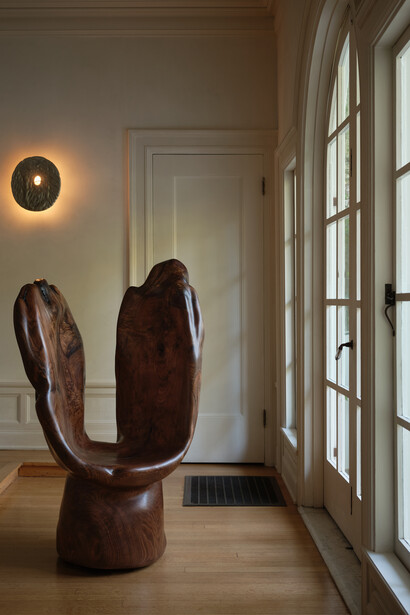 Ian Collings, Dark forest, silver moon, exhibition view. Courtesy of the Future Perfect