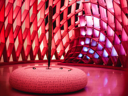 Do cosmos a nós, vista da exposição. Cortesia do Museu do Amanhã