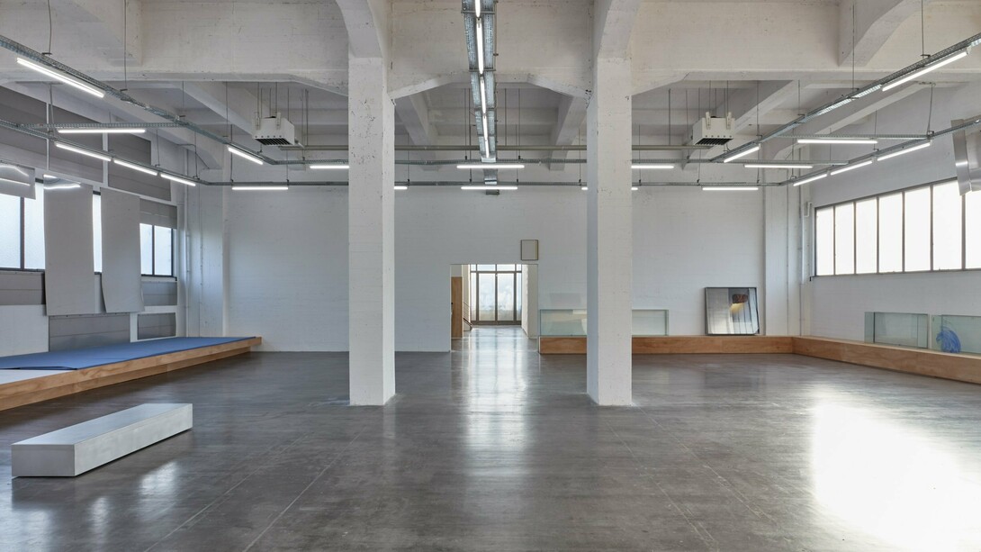 Thea Djordjadze,
Framing Yours Making Mine, Installation view, Wiels, Brussels, October 7, 2023–
January 7, 2024,
© Thea Djordjadze / VG Bild-Kunst, Bonn 2023
Courtesy the artist, Wiels and Sprüth Magers.
Photo: We Document Art