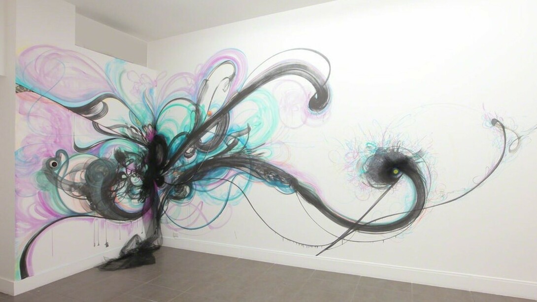 Shinique Smith, Black Swan, Exhibition view. Courtesy of Brand New Gallery