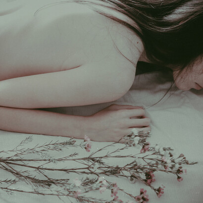 A occhi chiusi. Ph. Anna O.