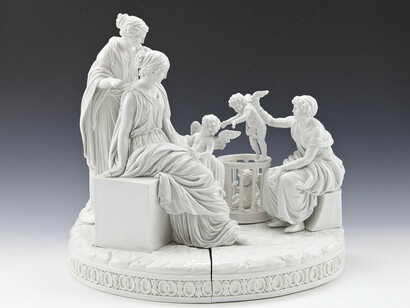 Manifattura di Meissen (Christian Gottfried Juchtzer),
Venditrice di Amorini,
1785. Biscuit,
Meissen, Staatliche Porzellan-Manufaktur