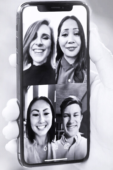 Hoy los mensajes digitales y las videoconferencias han sustituido a los abrazos, al contacto físico