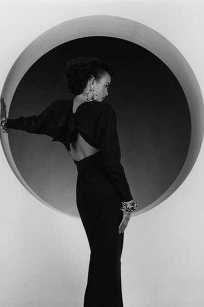 Robert Mapplethorpe, Miguel Cruz, 1986m, Silver Gelatin Print, Unframed: 50.8 x 61 cm, © Robert Mapplethorpe Foundation. Used by Permission, Courtesy The Robert Mapplethorpe Foundation, New York and Alison Jacques Gallery, London