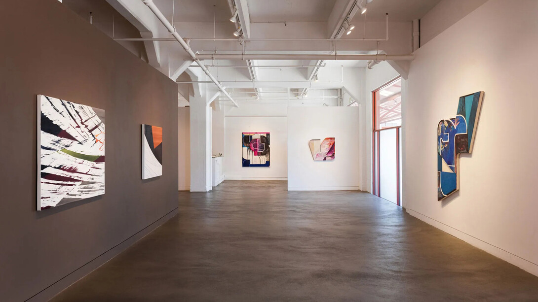 Various artists, The shape of looking, exhibition view. Courtesy of Haines Gallery