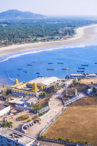 Murudeshwar Temple and beach, with the second largest statue of Lord Shiva