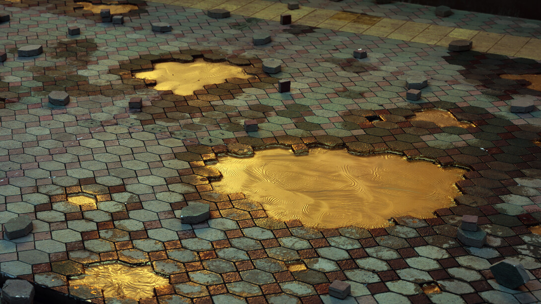 Chen Wei Fresh Paint, 2017, Archival Inkjet Print 150 x 187,5 cm © Chen Wei. Courtesy Galerie Rüdiger Schöttle