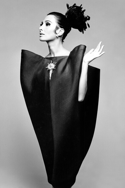 Hiro, Balenciaga, ‘Four Sided Dress’ (detail), 1967
©Hiro, Courtesy of Hamiltons Gallery