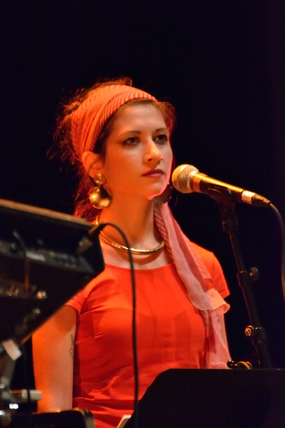 La cantante Maria Denami
