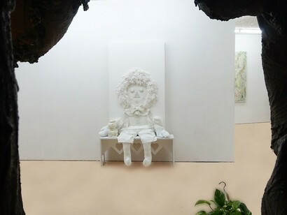 Revenge of the Crystal, exhibition view. Courtesy of Sade