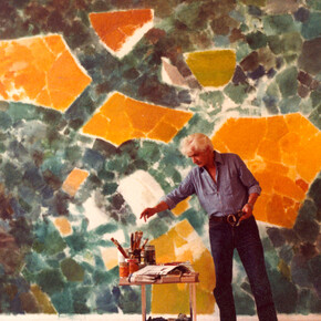 H.A. Sigg in his studio. Courtesy of Walter Wickiser Gallery, New York