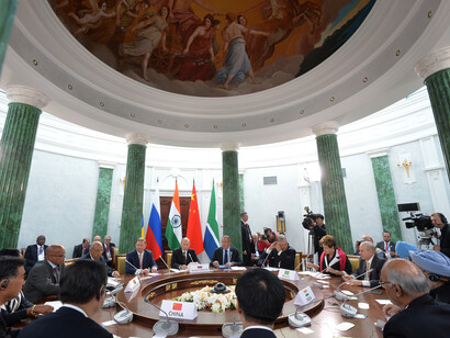 Sesión plenaria del Foro Económico Internacional de San Petersburgo