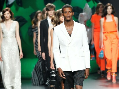 Ana Locking. Colección Primavera/Verano 2016. Pasarela. Desfile “Foreva” en la última Mercedes-Benz Fashion Week Madrid. 