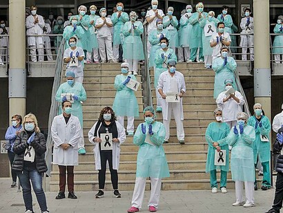 Personal sanitario en lucha contra el COVID-19 