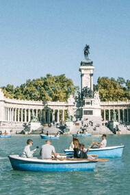 Leia sobre a apaixonante jornada de uma brasileira pela Espanha, explorando desde a paixão prévia até a transformação pessoal proporcionada por Madrid. Uma história de sonhos realizados e lições de vida aprendidas