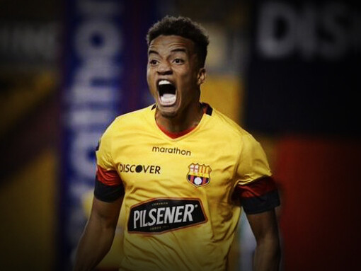 Byron Castillo Segura (General Villamil, Ecuador; 10 de noviembre de 1998), juega de defensa o centrocampista y su equipo actual es el Club León de la Primera División de México