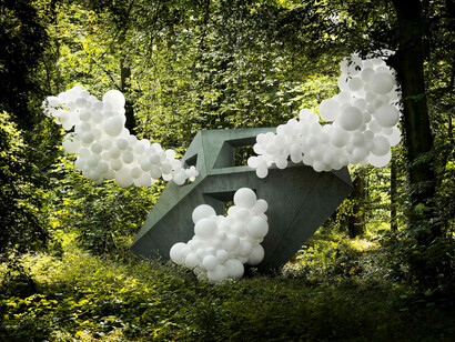 Charles Petillon, Brutalisme (large), 2024. Courtesy of Danysz Gallery