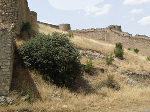 Una región montañosa en el Cáucaso Sur que ha sido objeto de conflicto entre Armenia y Azerbaiyán durante décadas. Fortaleza de Mayraberd (Askeran) - Nagorno-Karabaj