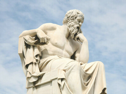 Socrate était un philosophe grec d'Athènes, considéré comme le fondateur de la philosophie occidentale