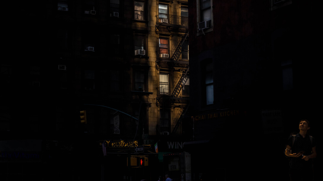 Bruno Cattani, Light. Cortesia di VisionQuesT 4rosso