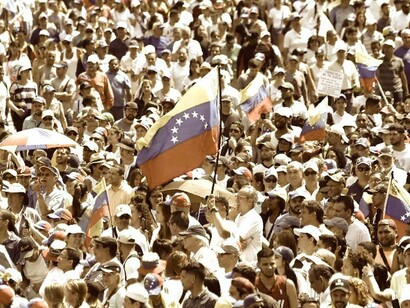 El concierto tuvo lugar la víspera del fracasado intento de distribuir la ayuda humanitaria